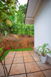 Rhapsody Villa by The Lake - 1