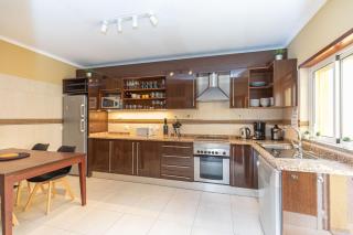 Casa Amarela - Gorgeous 3 Bed House With Sun Deck - - 8
