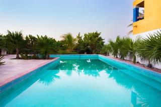 San Bruno TROPICAL Villa With POOL - San Bruno - 8