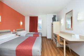 Motel 6-Brooklyn Center, MN - Minneapolis - Brooklyn Center - 4