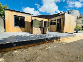 Chalet moderne avec piscine - 2