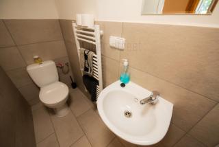 Storey apartment close to metro Palmovka - Praga - 1