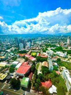 Horizon 101 CCLX Sea View Unit 47F - Cebu City - 1