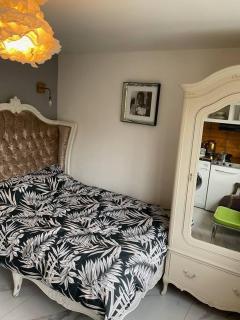 Studio6 Charming Studio with Modern Amenities in Central London - London - 0