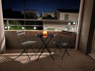 Appartement T2 climatisé - Port-Saint-Louis-du-Rhône - 2