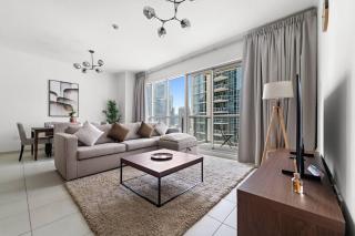 Spacious 1 BR Apartment Near - Dubai - 7
