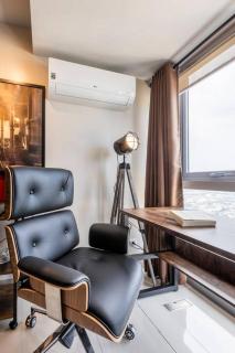 The Peaky Blinder s Crib with Gym, Pool, Sauna More - Manila - 5