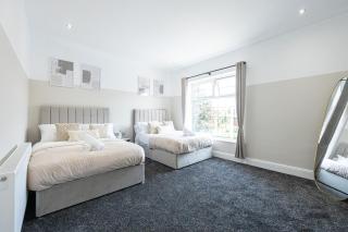 Luxe House with Games room & Cinema room - Sleeps 10 - 8