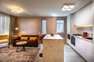 5th Floor Executive Apartment with Balcony and Free Parking - Brasov - 6