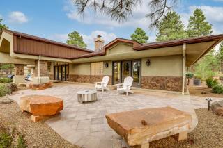 Deluxe Flagstaff Abode with Game Room and Outdoor Fun! - Elden Pueblo - 8