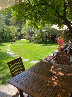 Villa Angelina Holiday Homes I Casa UG I Antica Villa I Giardino I 4 ospiti I Mare 5 min I Parcheggio privato - 3