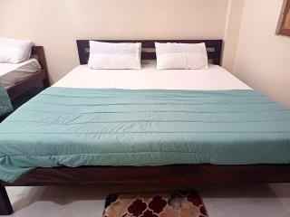 Vaidehi Vihar Kunj, Home Stay - Ayodhya - 9
