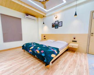 Aquaviva Homestay - Indore - 8