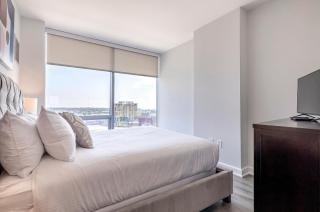Private Apt with Gym & Pool - ASW-16K - Stamford - 1