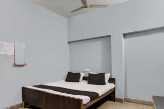 SPOT ON SKY BLUE HOTEL- - 7