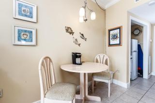 PB A115 -Cozy Poolside - Close to Beach and Attractions! - Fort Walton Beach - 1