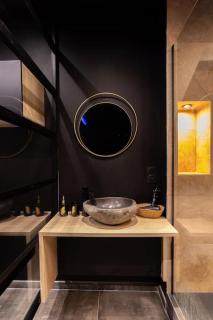 Le Pont des Amoureux Jacuzzi Wifi - 1