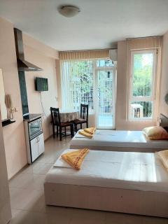 Студио Алекс Варна - Varna City - 7