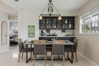 Welcome To Sanctuary & Flair - Casa de Photograph - North Fort Myers - 7
