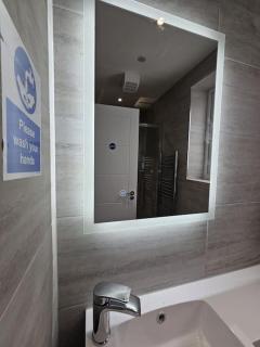 Holly House - 7