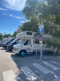 Tibetan Buddhist Jungle Camper - Blanes - 4