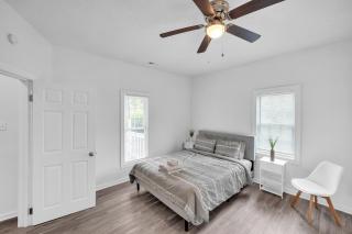 Sleek 4BR Home in Raleigh – Fully Renovated home - Raleigh - 6