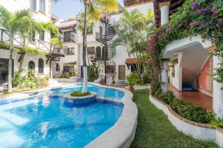 Colorful Hacienda Style 2BR with Pool Steps To Beach - Playa del Carmen - 0