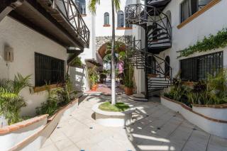 Sweet Studio Downtown with Pool StepsTo Mamitas Beach - Playa del Carmen - 2