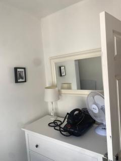 Comfort Escape - Belfast - 4