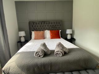 Luxury One Bedroom Apartment in Borehamwood-Free Parking - Borehamwood - 2