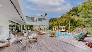 Impeccable Modern Mansion in Beverly Hills Flats - 6