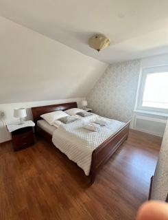 Leba - Apartament z tarasem przy kanale portowym - widok na statki - Łeba - 9