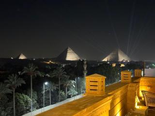 Taj Pyramids inn - Pyramids View Rooftop - 5