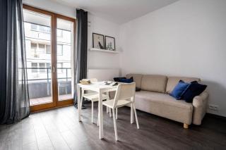 Golden Apartments Warsaw Solidarnosci 60B 11 - 6