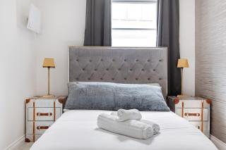 Luxury 2 Bedroom Apartment in Historic Building - Nottingham - 4