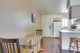 1 Mi to Beach Lake Havasu City Condo with Balcony - Lake Havasu City - 3