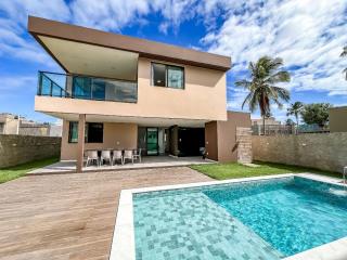 Casa com 4 suítes, piscina, a 20m do mar| Milagres - 1