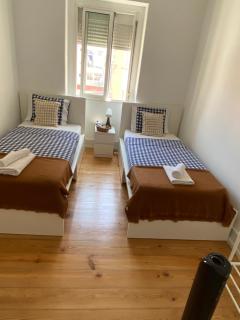 Quarto do bairro - Lisboa - 2