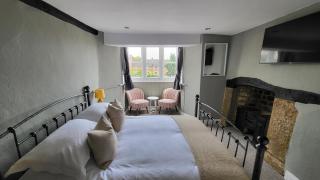 Unicorn Inn - Deddington - 1