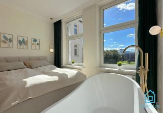 Seredino Relax Apartment- Romantic Escape with a Bathtub in the Bedroom, 5 Minutes to Gdańsk Old Town & Seaside - Gdansk - 7