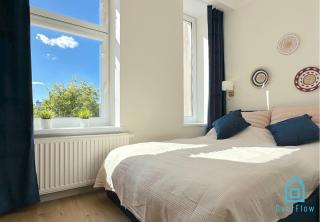 Seredino Navy Apartment- Modern Comfort in a Quiet Location, 5 Minutes to Gdańsk Old Town & Seaside - Gdansk - 6