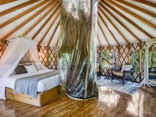 LOFTHAVEN TREEHOUSE A beautiful Sky Yurt - Spicewood - 4
