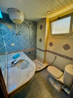 Stunning 3BR Chalet with Pool & Sea Views - Ain Suchna - 4