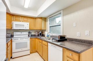 Fort Pierce Condo Walk to Beach and State Park! - Fort Pierce - 8