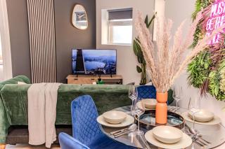 Super Central 2 Bedroom Flat Next To Brighton Shopping Center & Beach - Brighton & Hove - 0