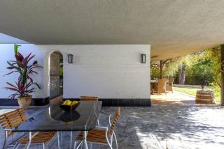 Espectacular casa con jardín en medio de Chacras - Ciudad Lujan de Cuyo - 1