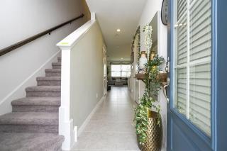 Cozy and Modern New Townhome Near Disney - 5