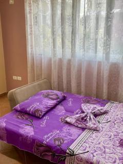 Comfy One-bedroom Flat in Golem, 1BR, 2 Sofas - Golem - 1