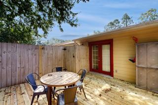 Townhouse | Private Patio | Close to Everything - 8