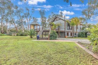 Banyandah - Echuca Holiday Homes - Torrumbarry - 5
